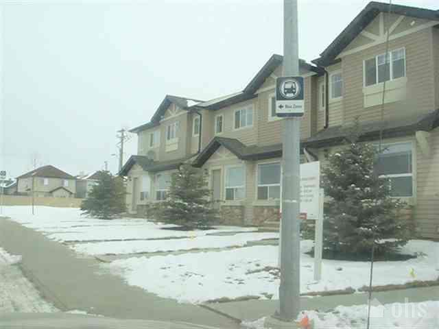 Saddle Ridge Town House for Rent in Calgary - OHS Listing # 2899